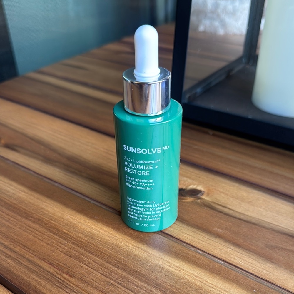 LipidRestore Volumize + Restore SPF 40